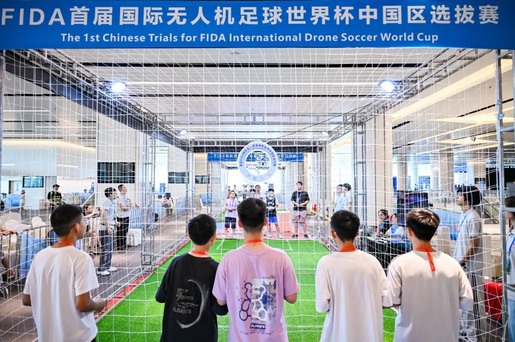 人机足球赛 人机足球赛