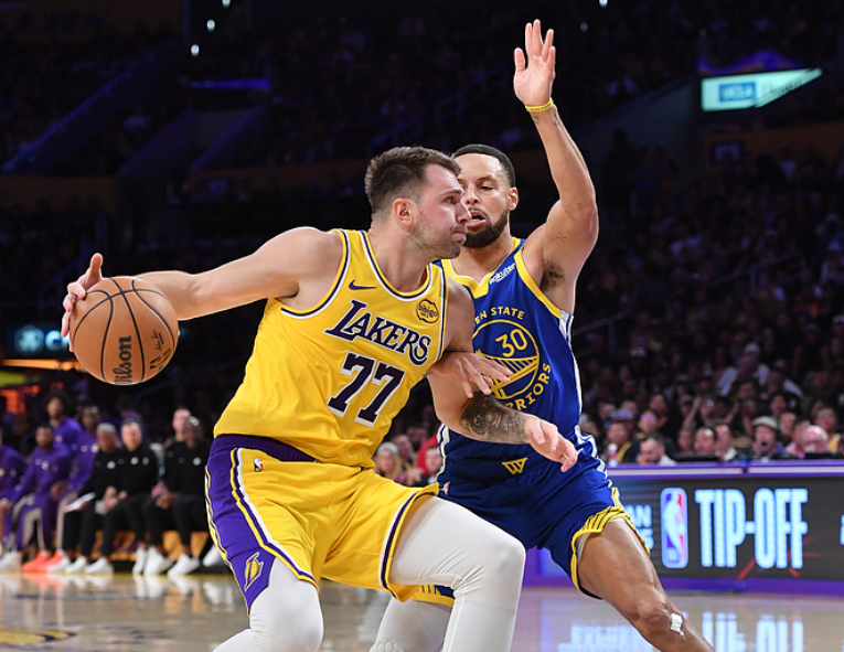 首节开局双 首节开局双