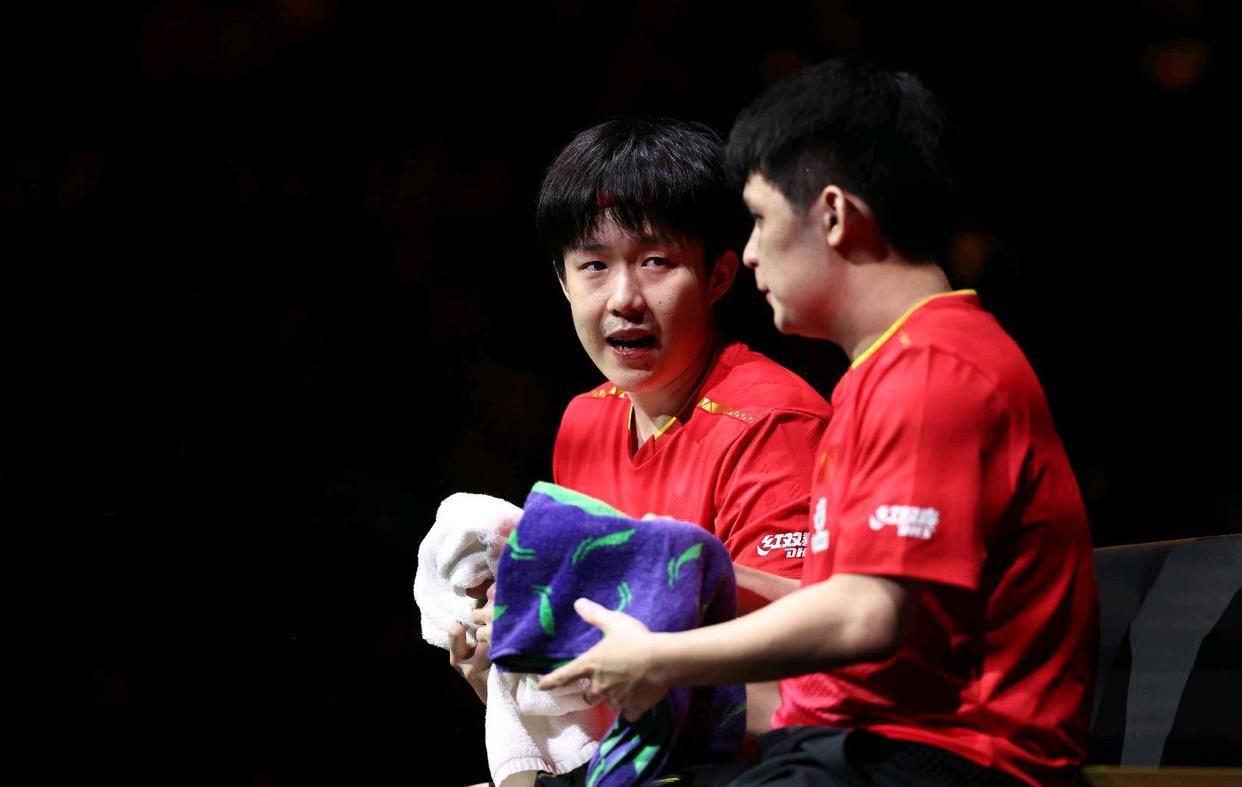 力的年轻小, 局三胜制的 力的年轻小, 局三胜制的